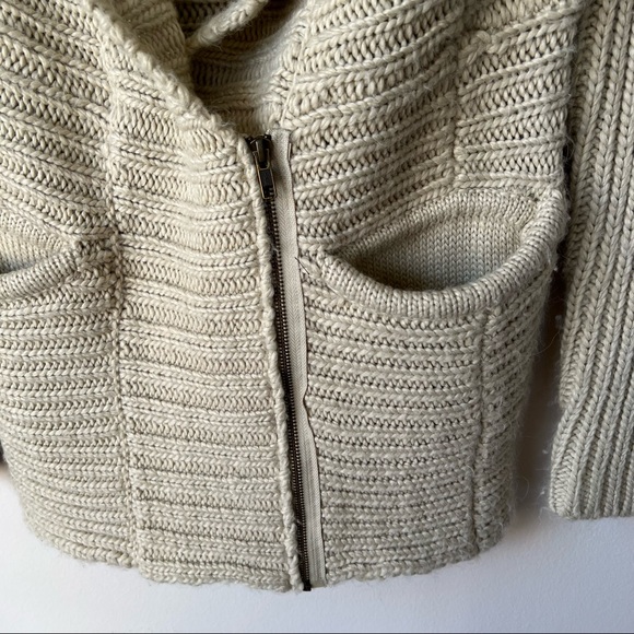 Left on Houston Cream Chunky Knit Sweater Cardigan Zipper Detail Size XS - Picture 2 of 7